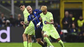 记者：凯恩已决定不在明夏激活解约条款，双方计划续约（记者：凯恩决定明夏不启用解约条款，双方拟续约）