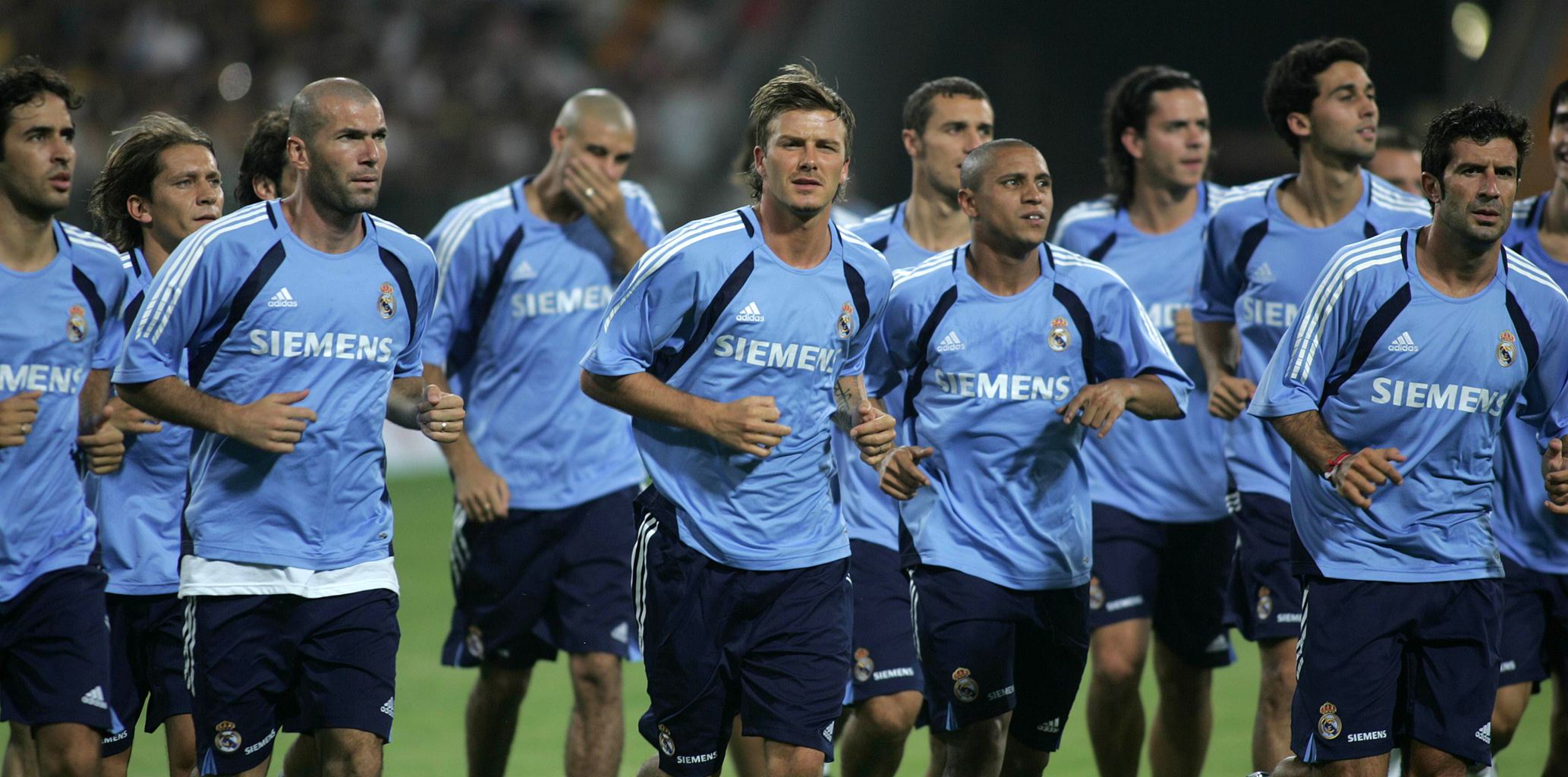 官方：恰尔汗奥卢手腕受伤退出土耳其大名单，不会出战西班牙（土耳其队官宣：恰尔汗奥卢手腕受伤退队，缺席与西班牙之战）