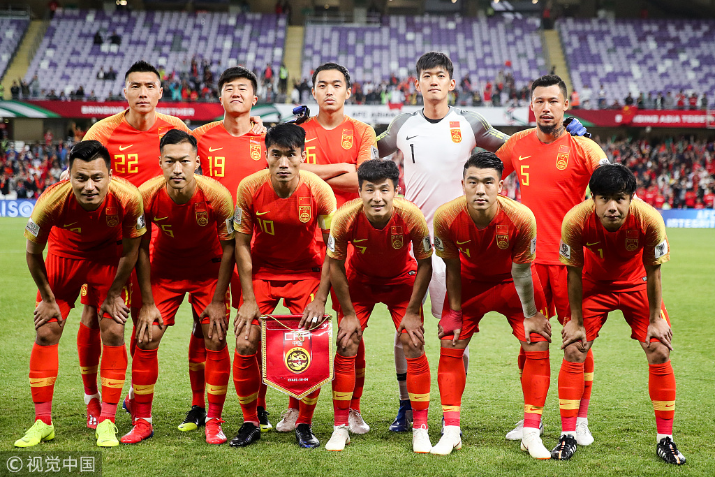 这队的进攻流畅得不像话（这支球队的进攻如行云流水）