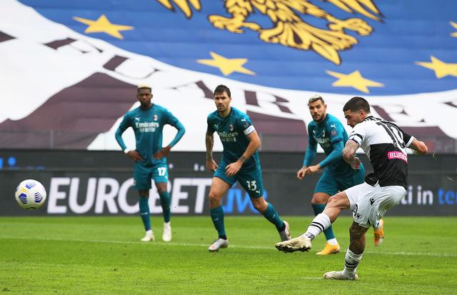 利雅得胜利2-1逆转费哈，C罗双响+补时第14分钟点射绝杀（C罗梅开二度补时第14分钟点球绝杀，利雅得胜利2-1逆转费哈）