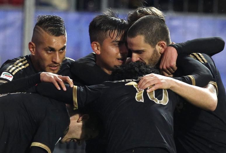 沪媒：中乙最佳射手费尔南多跟随玉昆训练，是否加盟还不确定（沪媒：中乙金靴费尔南多随玉昆合练，是否签约仍待定）