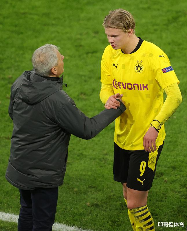 中超：武汉三镇2-0战胜上海申花（中超战报：武汉三镇2比0力克上海申花）