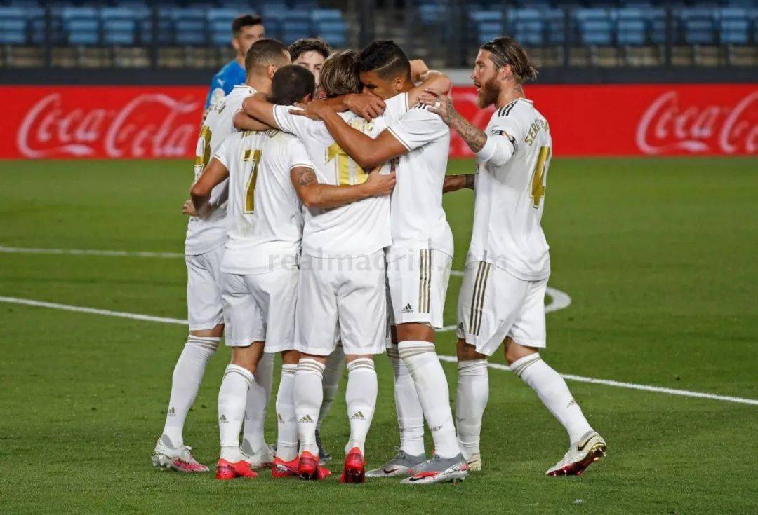 罗马VS科莫首发：曼尼奇、佩莱格里尼、苏莱先发（罗马对阵科莫首发出炉：曼尼奇、佩莱格里尼、苏莱领衔）