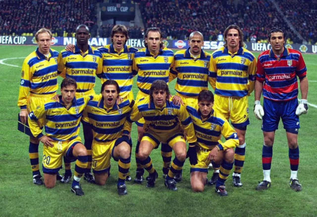 巴媒：内马尔左膝疼痛，或将缺席桑托斯的下一场比赛（据巴媒报道，内马尔左膝不适，可能缺席桑托斯下轮比赛）