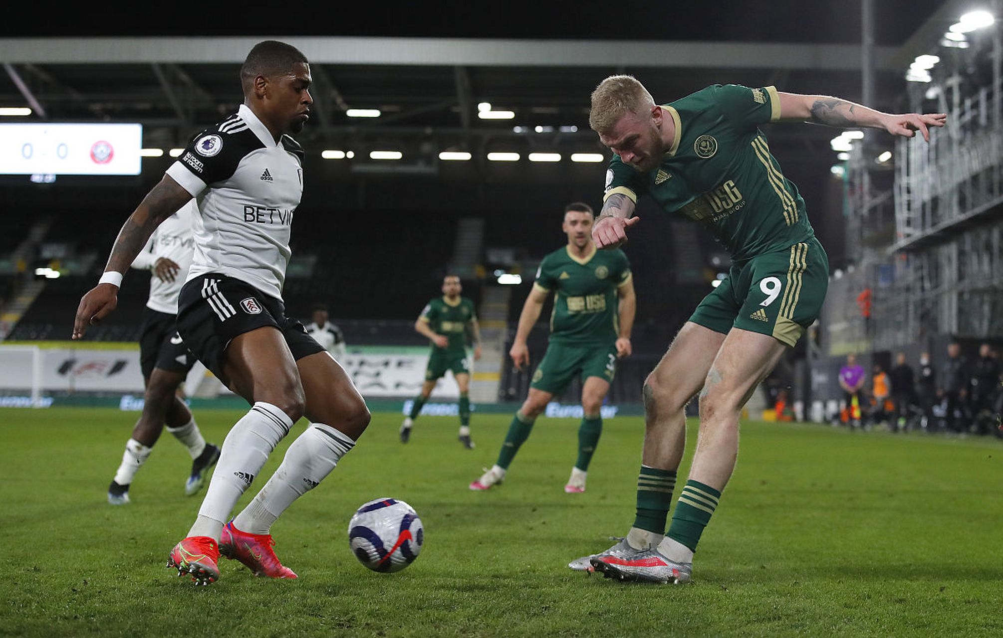 卡拉格再谈萨拉赫炮轰事件：就是丢人现眼，还有人为他辩护？（卡拉格重提萨拉赫争议：丢脸至极，竟还有人替他开脱？）