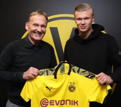 奥纳纳：我在特拉布宗体育非常开心，正经历生活中最好的阶段（奥纳纳：在特拉布宗体育我无比快乐，正处于人生最佳时光）