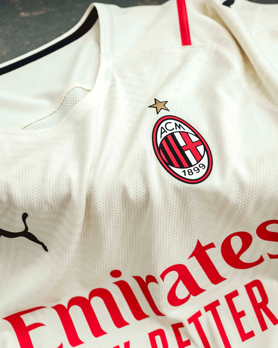 记者：经球队和教练共同决定，萨拉赫将不会随利物浦出战国米（记者：球队与教练组一致决定，萨拉赫将缺席利物浦对阵国米一战）